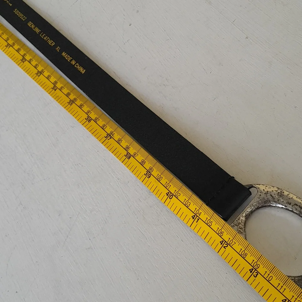 Lake Shore Drive Adjustable Leather Belt With Silver Buckle Size XL